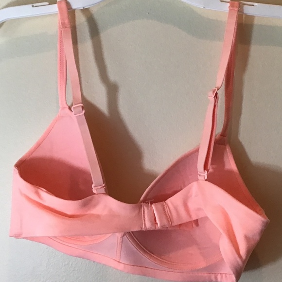 New GapBody Breathe Wireless Colored Bras - Picture 3 of 3